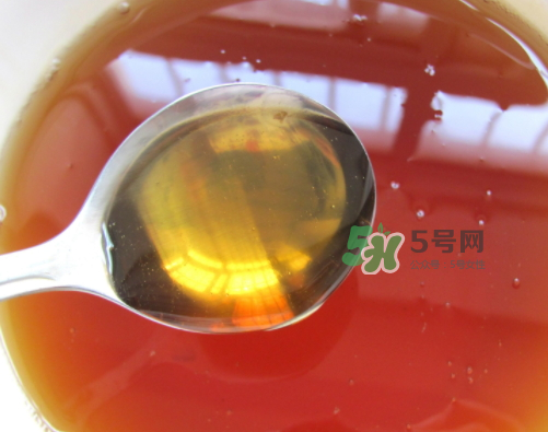 月餅為什么要用轉(zhuǎn)化糖漿？做月餅的轉(zhuǎn)化糖漿是什么？