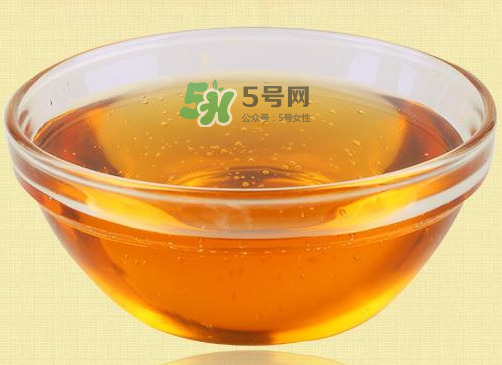 月餅為什么要用轉(zhuǎn)化糖漿？做月餅的轉(zhuǎn)化糖漿是什么？