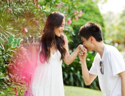 婚外情如何調(diào)查取證？網(wǎng)絡(luò)聊天記錄屬于婚外情證據(jù)嗎？
