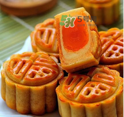 月餅轉(zhuǎn)化糖漿可以用蜂蜜代替嗎？月餅轉(zhuǎn)化糖漿可以用什么代替？