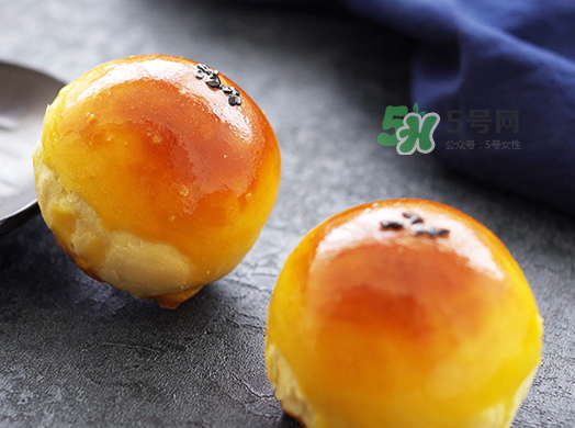 蛋黃酥多少錢一個(gè)？蛋黃酥多少錢一盒？