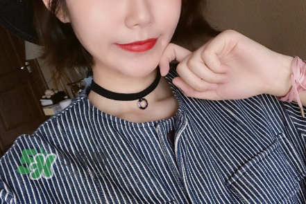 希思黎口紅試色 希思黎口紅多少錢？