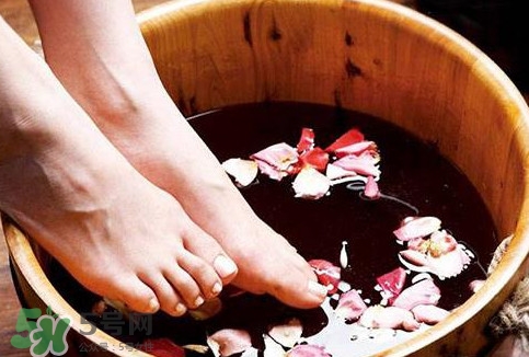 醋泡腳可以去死皮嗎？醋泡腳可以減肥嗎