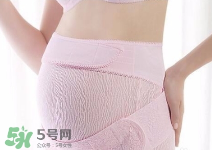 妊娠紋什么時候變白？妊娠紋產(chǎn)品什么時候用？