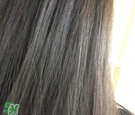 護(hù)發(fā)精油能不能抹頭皮？護(hù)發(fā)精油的危害