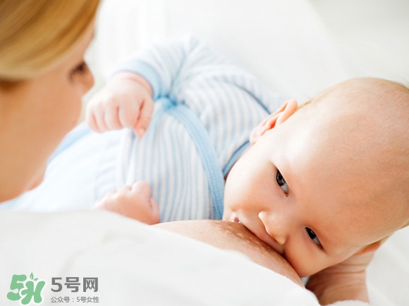 寶寶經(jīng)常換奶粉好嗎？經(jīng)常換奶粉對(duì)寶寶有什么影響？