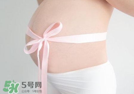 大腿長了妊娠紋怎么辦？為什么大腿外側有條紋？