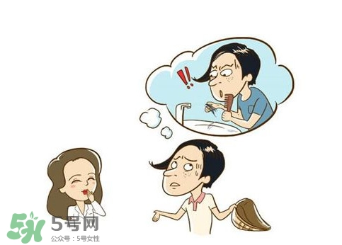 掉頭發(fā)與腎虛有關(guān)系嗎？掉頭發(fā)與熬夜有關(guān)系嗎