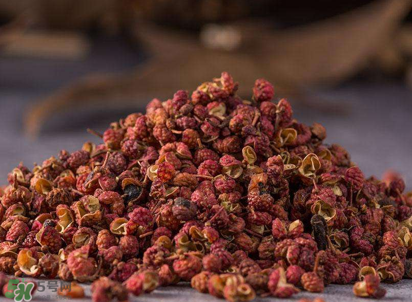 花椒泡腳有什么好處？花椒泡腳可以天天泡嗎？