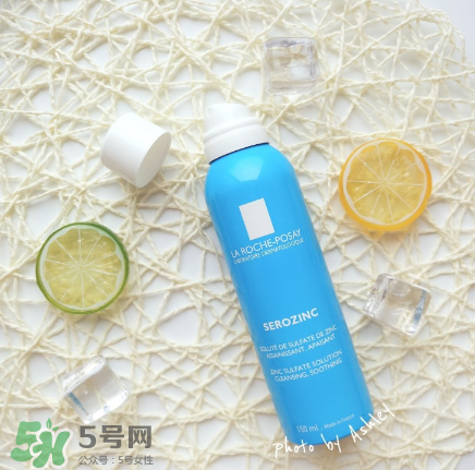 理膚泉藍(lán)噴和白噴哪個好？理膚泉藍(lán)噴怎么樣？