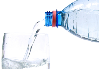 國(guó)家飲用水標(biāo)準(zhǔn)是什么？飲用水和礦泉水的區(qū)別
