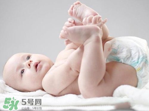 尿布和尿不濕哪個科學(xué)？尿布和尿不濕的區(qū)別