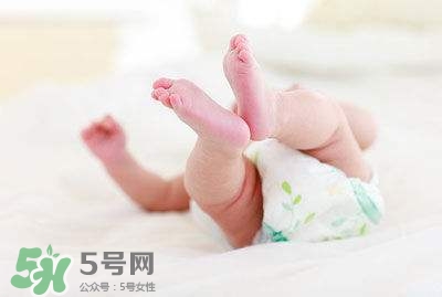 新生兒尿不濕怎么選？新生兒尿不濕什么牌子好？