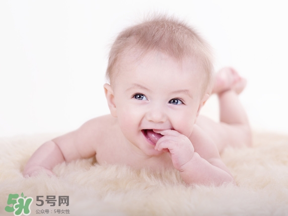 兒童安全座椅要坐到幾歲？?jī)和踩芜m合多大的孩子？
