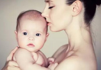 母乳到什么時(shí)候就沒(méi)營(yíng)養(yǎng)了？母乳什么時(shí)候斷最好？