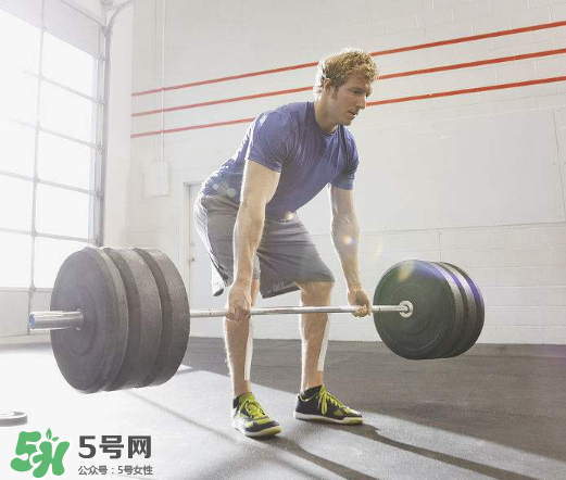 硬拉能練腰嗎？硬拉能提高性功能嗎？