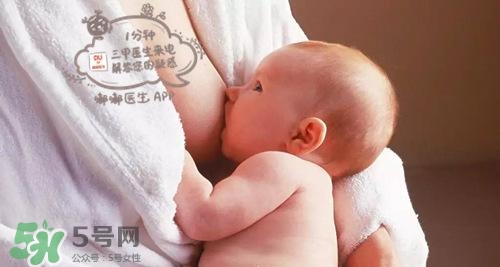 寶寶睡覺出汗多還要蓋被嗎？寶寶睡覺出汗多怎么辦？