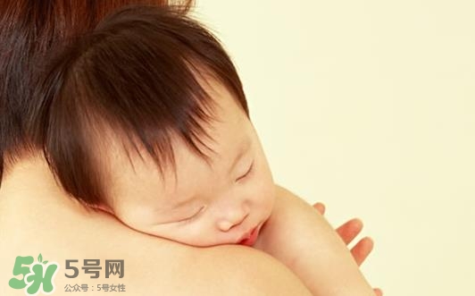 寶寶張嘴睡覺(jué)會(huì)變丑嗎？寶寶張嘴睡覺(jué)的危害