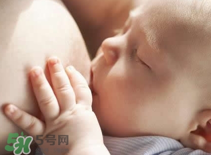 母乳能做什么？母乳可以放冰箱保鮮多久？
