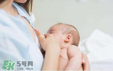 母乳到什么時候就沒營養(yǎng)了？母乳什么時候斷最好？