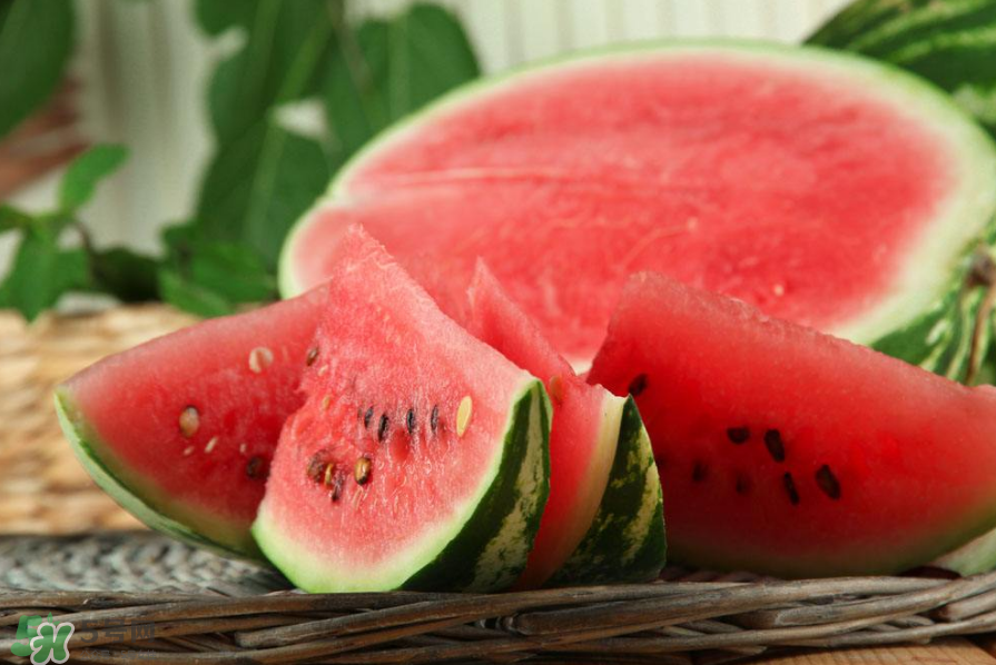秋季養(yǎng)生食譜有哪些？秋季健康靠這些