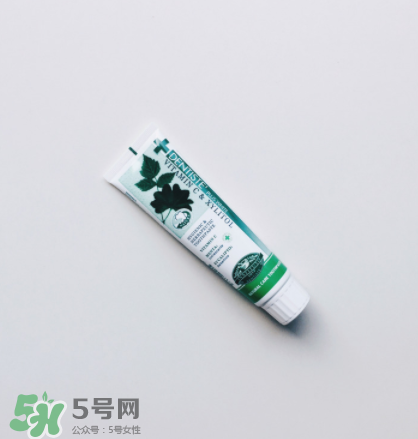 Dentiste牙膏怎么樣？Dentiste牙膏使用感受
