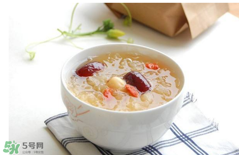 秋天吃什么養(yǎng)生？秋天養(yǎng)生食譜