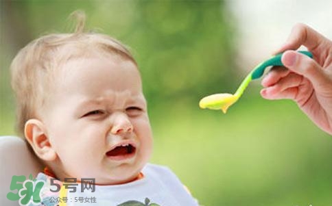 寶寶不吃輔食怎么辦？5個(gè)小妙招讓寶寶乖乖吃輔食