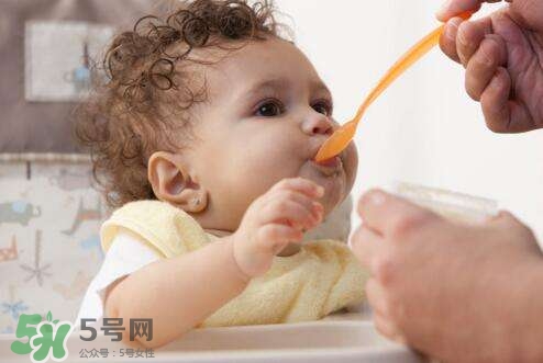 寶寶不吃輔食怎么辦？5個(gè)小妙招讓寶寶乖乖吃輔食