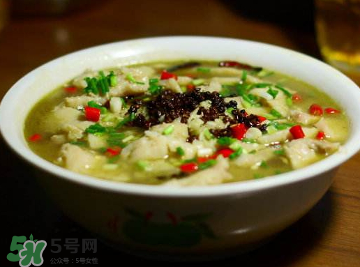鰱魚(yú)可以做酸菜魚(yú)嗎？鰱魚(yú)怎么做酸菜魚(yú)？