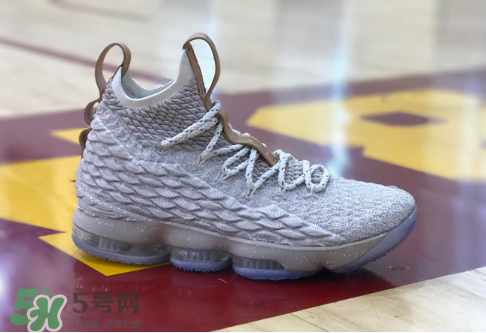 nike lebron 15 ghost什么時候發(fā)售_多少錢？