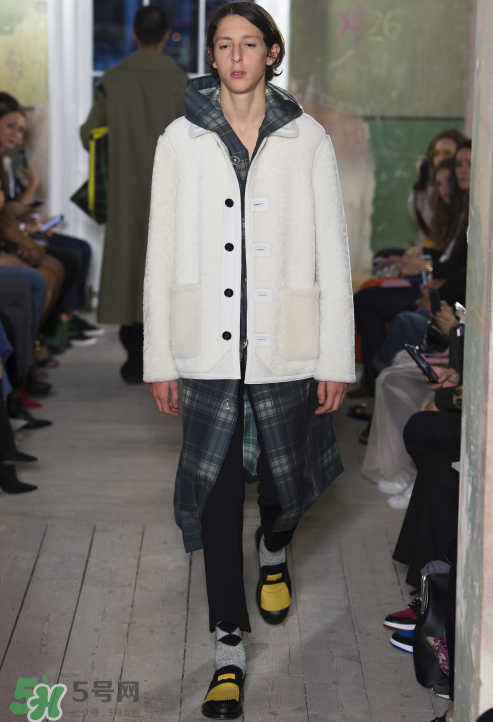 burberry2017秋冬系列怎么樣_好看嗎_款式有哪些？