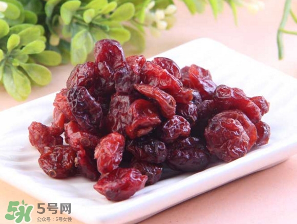 蔓越莓干每天吃很多有好處嗎？蔓越莓干哪個(gè)牌子好