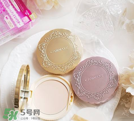 散粉粉餅定妝噴霧有什么區(qū)別？定妝產(chǎn)品推薦