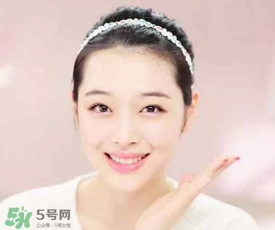 噴霧可以代替化妝水嗎？噴霧可以經(jīng)常使用嗎？
