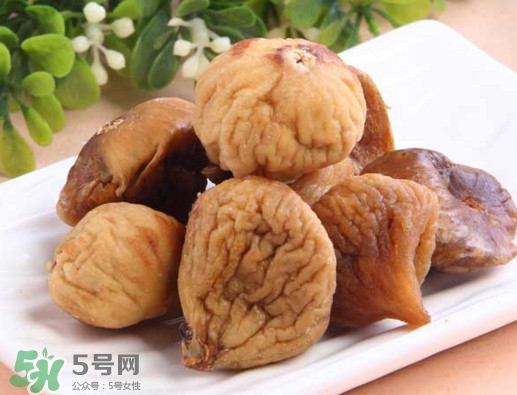 無花果干一天能吃多少？無花果干吃多了會怎樣