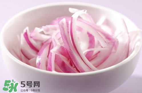 洋蔥能榨汁喝嗎？洋蔥榨汁的功效和作用