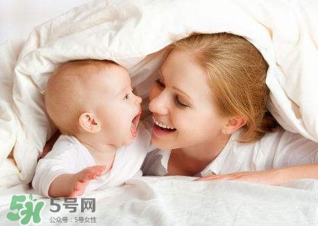 膽道閉鎖是先天性的嗎？先天膽道閉鎖有什么癥狀