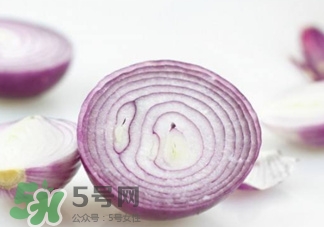 洋蔥榨汁能每天喝嗎？洋蔥汁能治什么??？