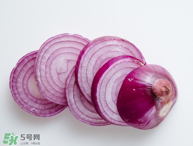 洋蔥榨汁能每天喝嗎？洋蔥汁能治什么??？