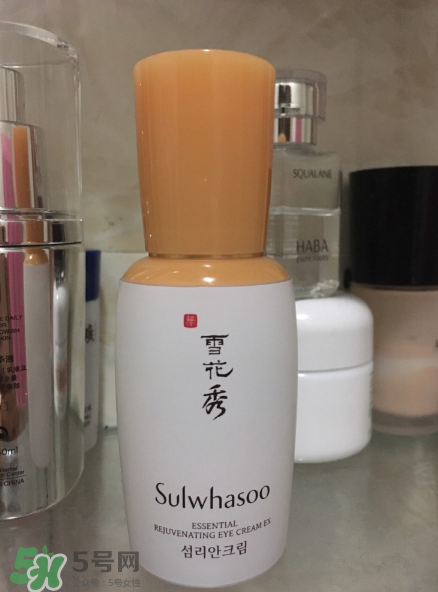 雪花秀眼霜和雅詩蘭黛眼霜哪個好？