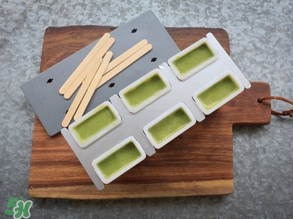 牛油果沙拉怎么做？牛油果沙拉用什么醬？