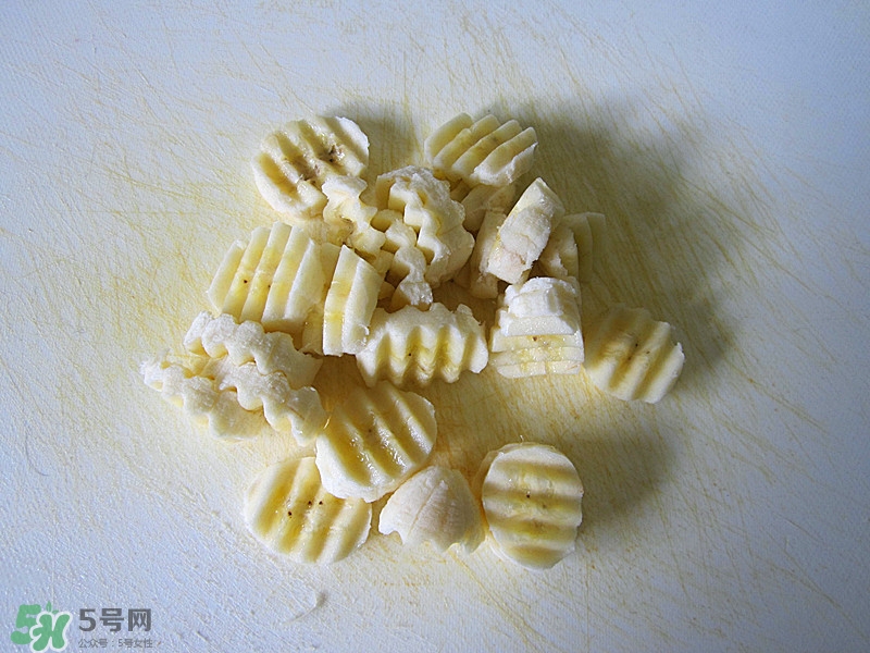牛油果沙拉怎么做？牛油果沙拉用什么醬？