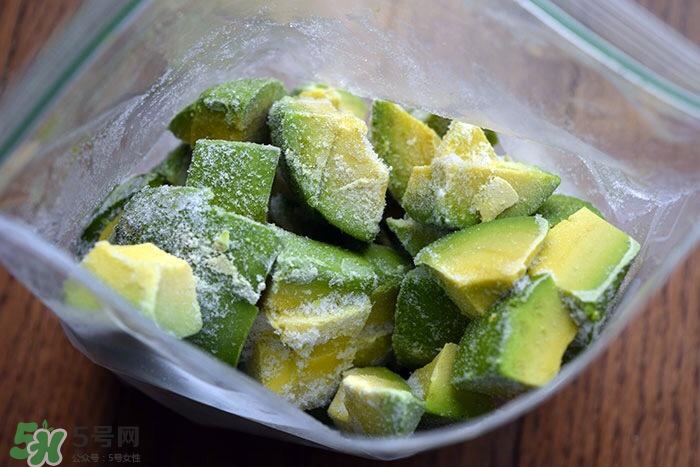 牛油果隔夜了還能吃嗎？牛油果可以冷凍保存嗎？