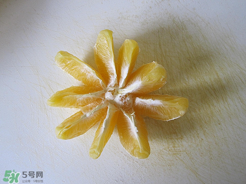 牛油果沙拉怎么做？牛油果沙拉用什么醬？
