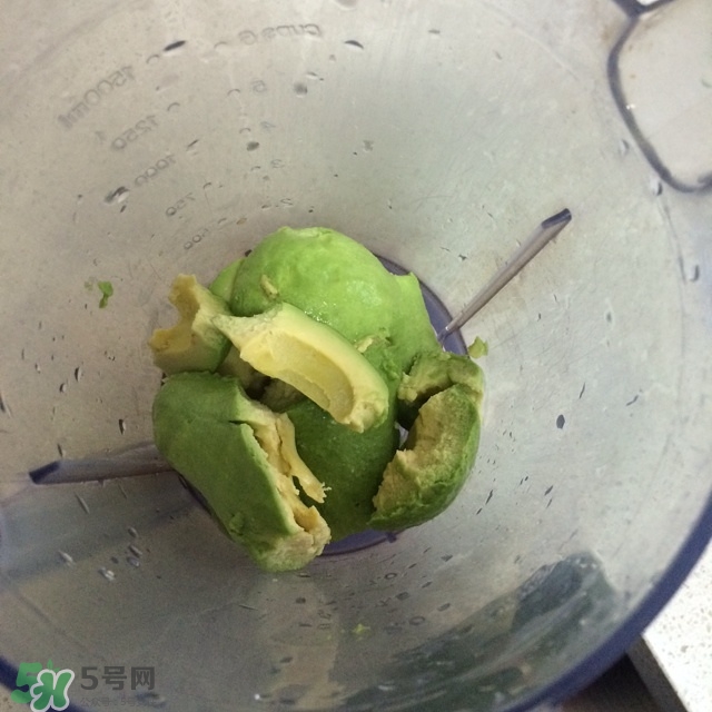 牛油果奶昔怎么做？牛油果奶昔的功效