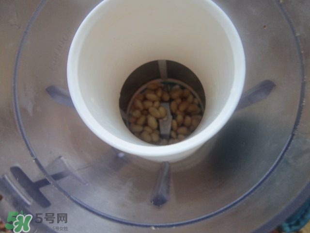 核桃可以和黃豆一起打豆?jié){嗎？核桃和什么一起打豆?jié){好？
