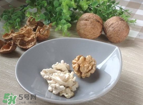 新鮮核桃怎么吃？新鮮核桃怎么給寶寶吃？
