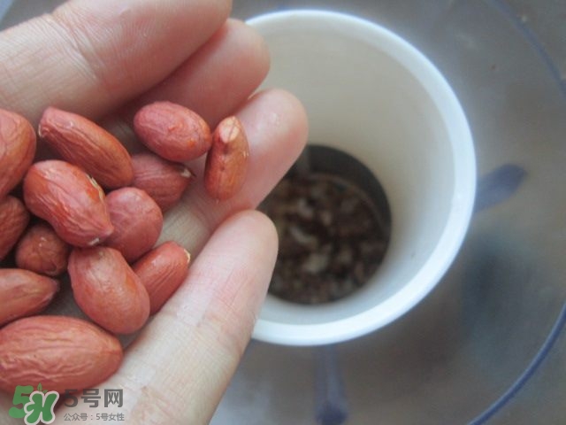 核桃可以和黃豆一起打豆?jié){嗎？核桃和什么一起打豆?jié){好？