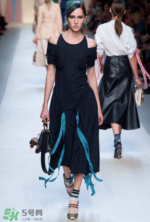 fendi2018春夏系列怎么樣_好看嗎_款式有哪些？